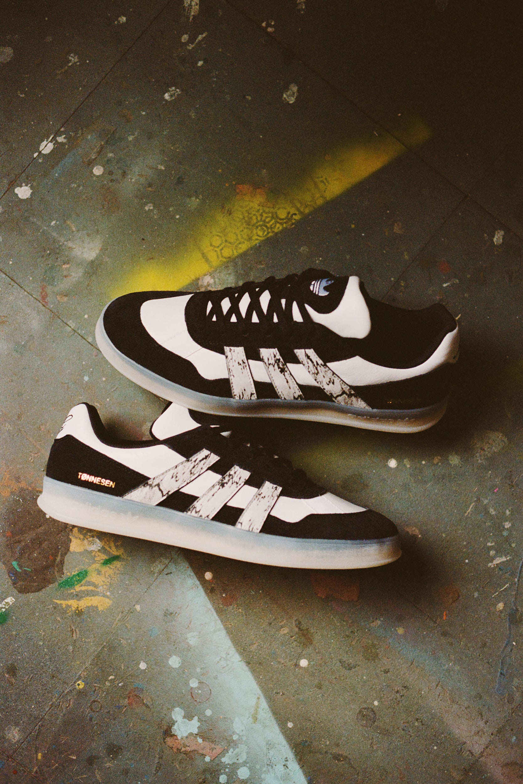 SALE☆激レア☆colorway☆グッディ☆ゴールド☆ネイビー×白ストライプ Adidas Skateboarding | Minus Skate Shop Indianapolis, IN