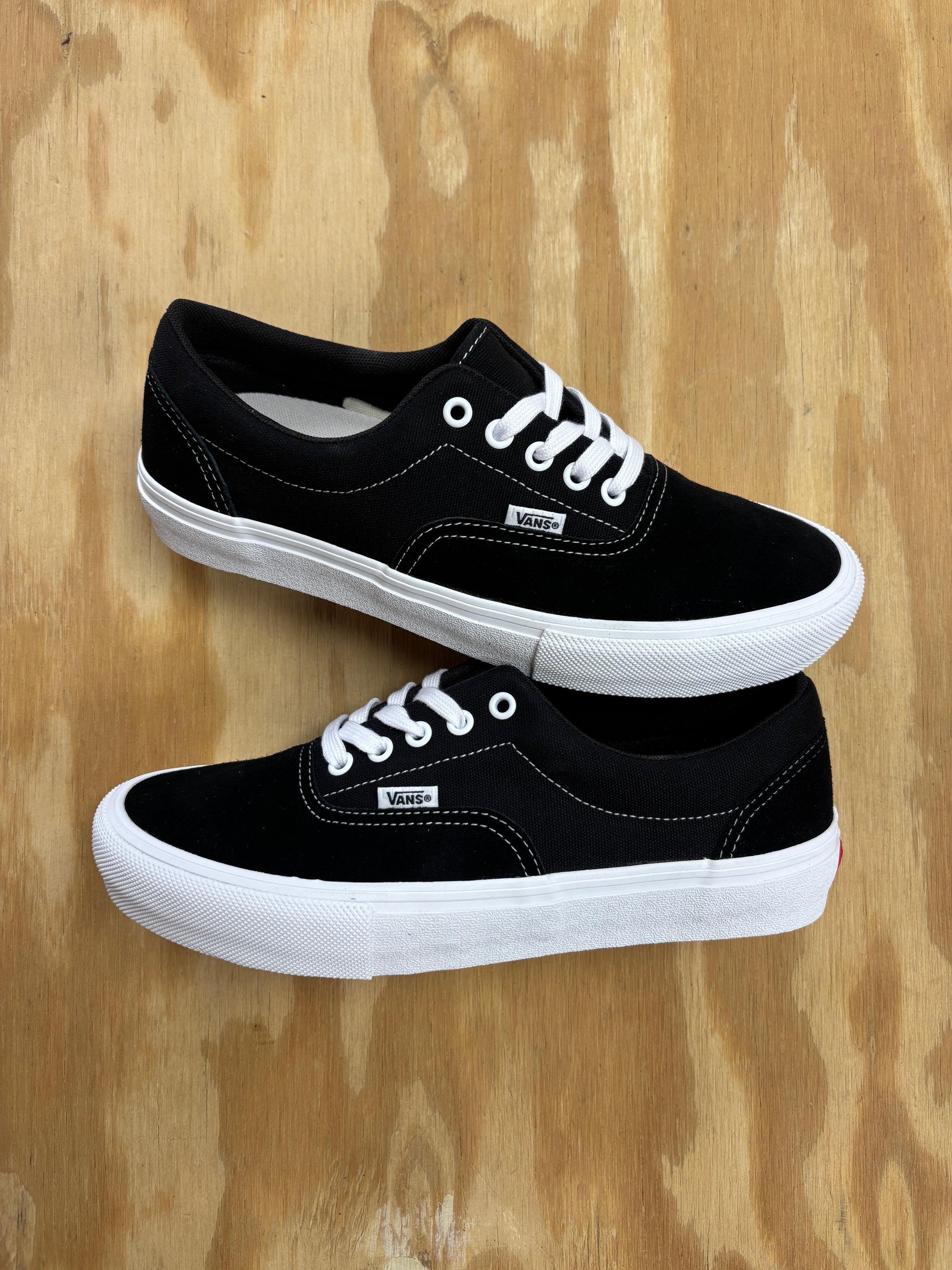 Vans Skate Era Black/White | Minus Skate Shop Indianapolis, IN
